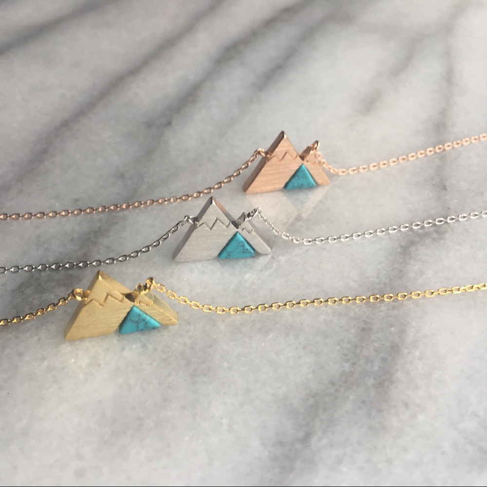 The turquoise Mountain Necklace